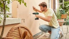 BOSCH EasyImpact 18V-40 Şarjlı Matkap 18 Volt Çift Akü - 241 Parça Aksesuar Setli