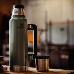 STANLEY Classic Vacuum Bottle Termos 1.4 lt Yeşil