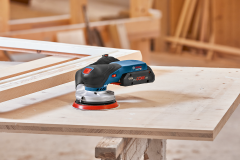 BOSCH GEX 18V-125 Akülü Eksantrik Zımpara Makinası 18 Volt (Akü ve Şarj Aleti Hariç)