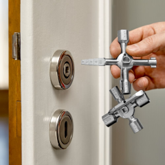 KNIPEX Çok Fonksiyonlu ve Genel Amaçlı Kumanda Dolap - Pano - Anahtarı (001101)