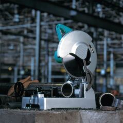 Makita 305x2.6x25.4 mm 60 Diş Elmas Uçlu Metal Kesme Daire Testeresi (A-87242)