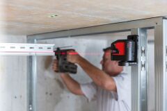 LEICA LINO L2s Çapraz Çizgili Kırmızı Lazer Terazi