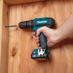 MAKİTA HP333 DWAE Çift Akülü Darbeli Vidalama 12 Volt 2.0 Amper